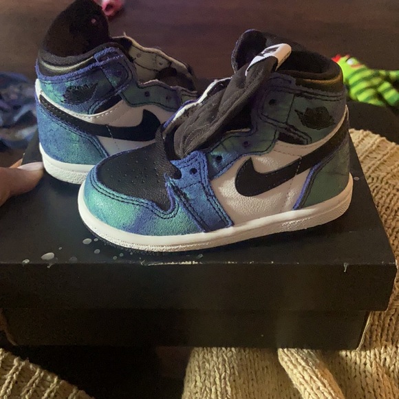 tie dye air jordan 1 womens